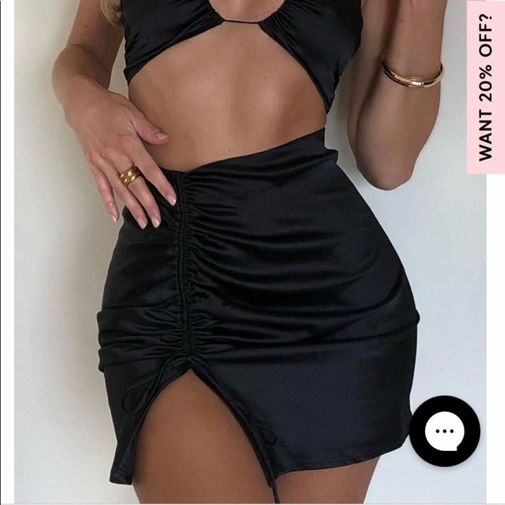 WHITEFOX New with tags mini rauched drawstring black skirt New with tags